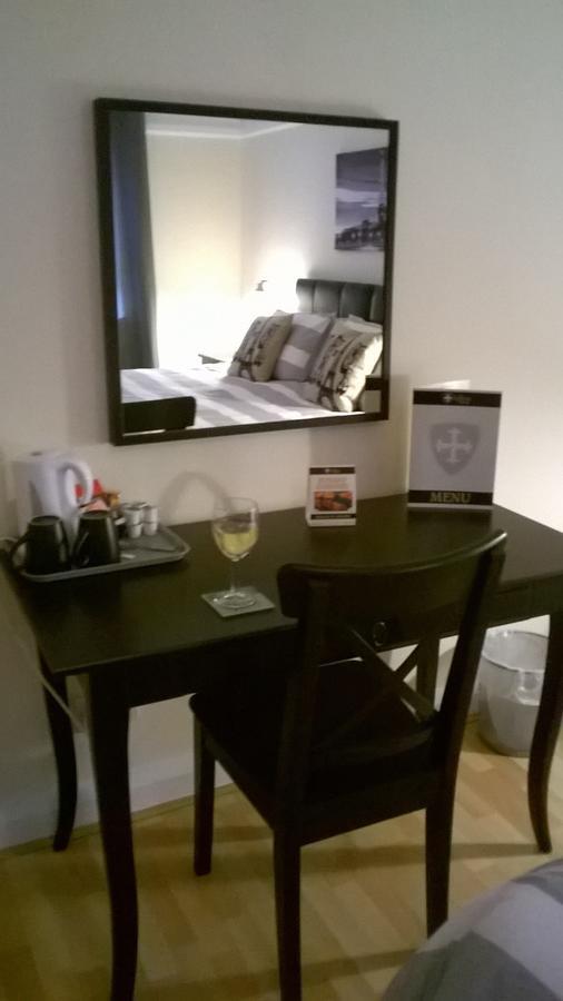 Upton Arms Hotel Pontefract Luaran gambar